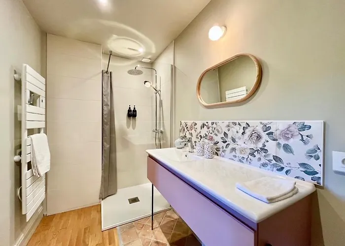 Maison 3 Pieces - Dependance Du Chateau * Gennes-Val-de-Loire